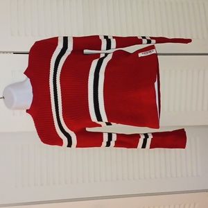 💕Tommy Jeans brand new red, ribbed and cropped sweater in size Medium.